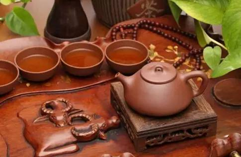 



白茶淡然无味，岩茶霸道刺激，红茶香甜为佳？就连老茶客都被骗了
